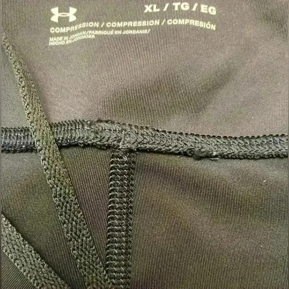 Underarmour womens compression leggings sized xl. - Picture 3 of 10